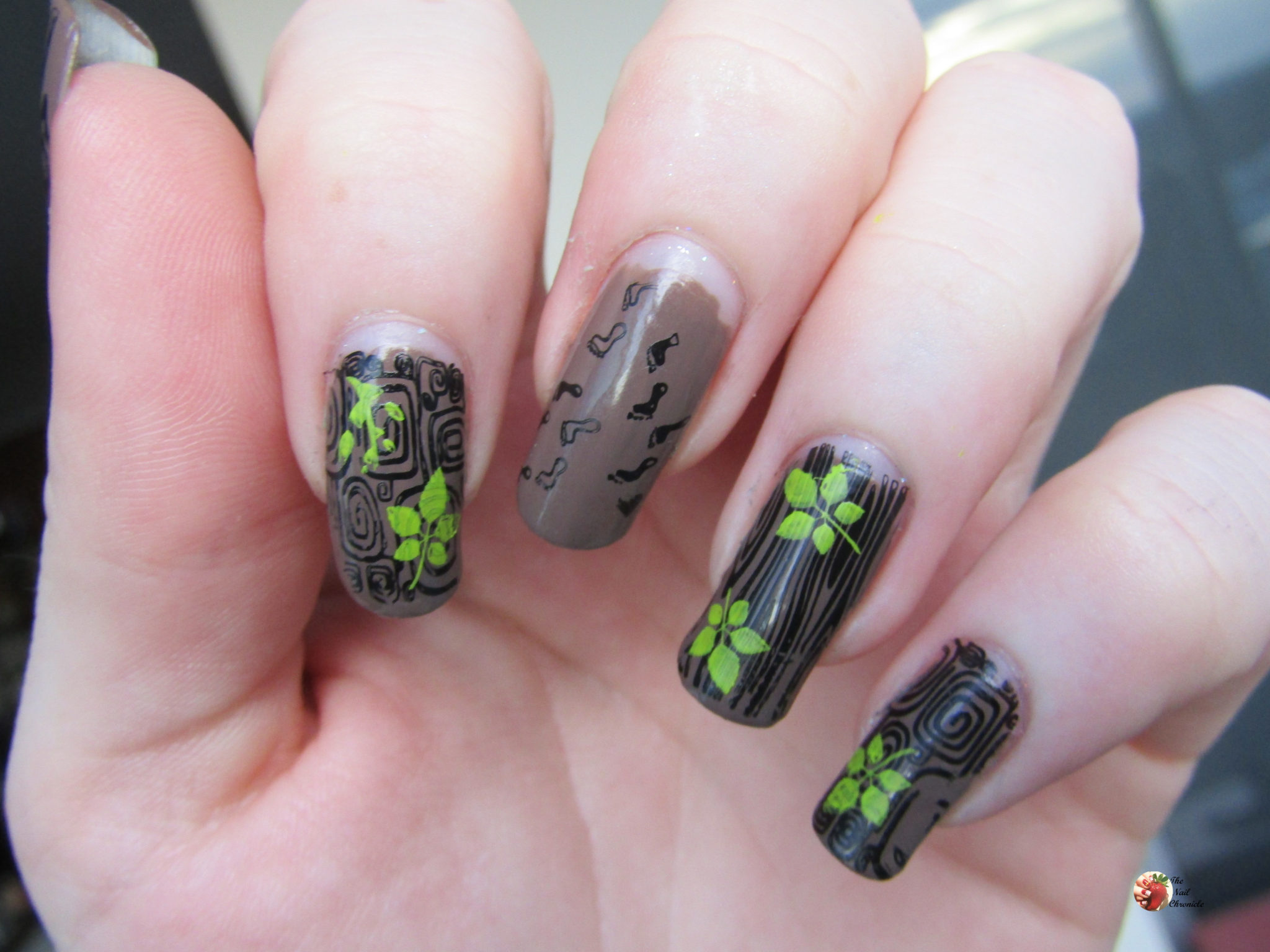How to do your nails at home | Save money and have fun! - The Nail